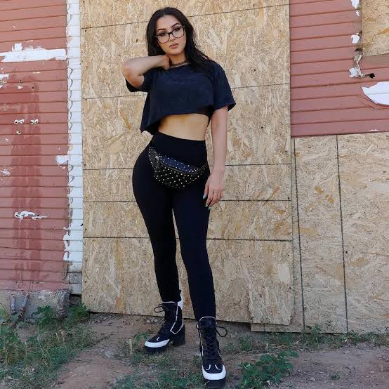 SSSniperWolf Height, Weight, Body Measurement & Physical Stats
