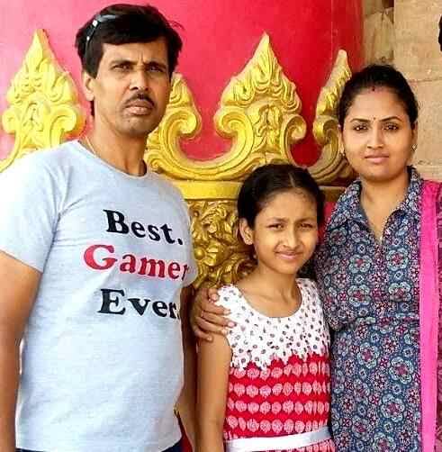 Anchal Sahu Parents