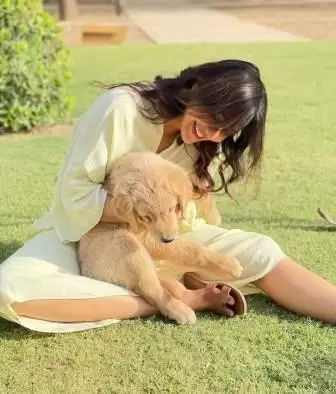 Neha Sharma pet dog lover