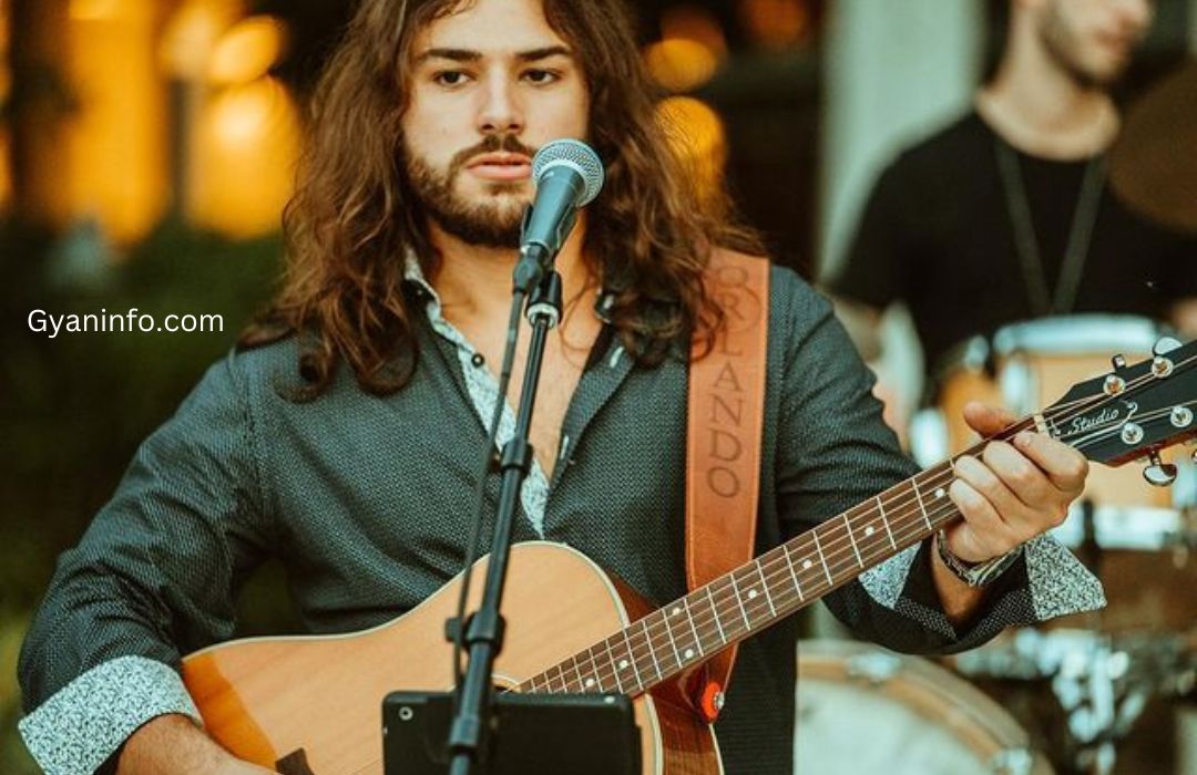 Orlando Mendez (The Voice) Biography, Age, Height, Education, Father, Family, Wife, Girlfriend, Song, Net Worth, Wiki & More