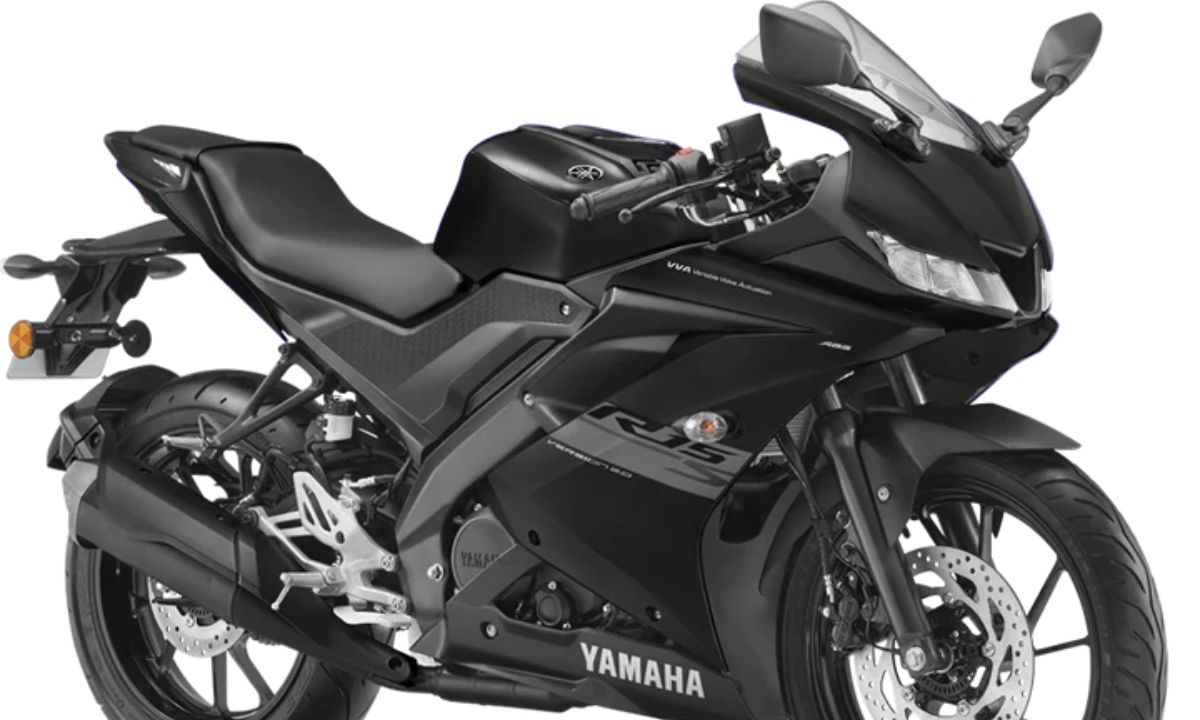 Yamaha R15S Racing Blue